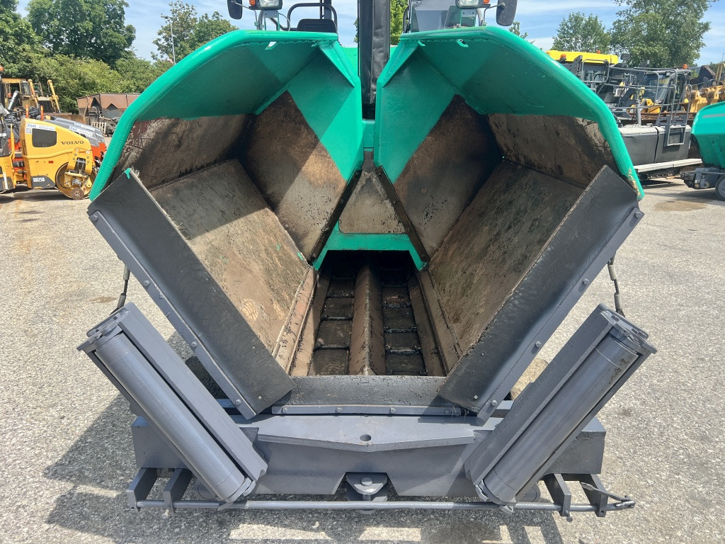 Vögele Super 1203 Typ 07.11 (111620) - Pavimentadora de asfalto: foto 3 Vögele Super 1203 Typ 07.11 (111620) - Pavimentadora de asfalto: foto 3