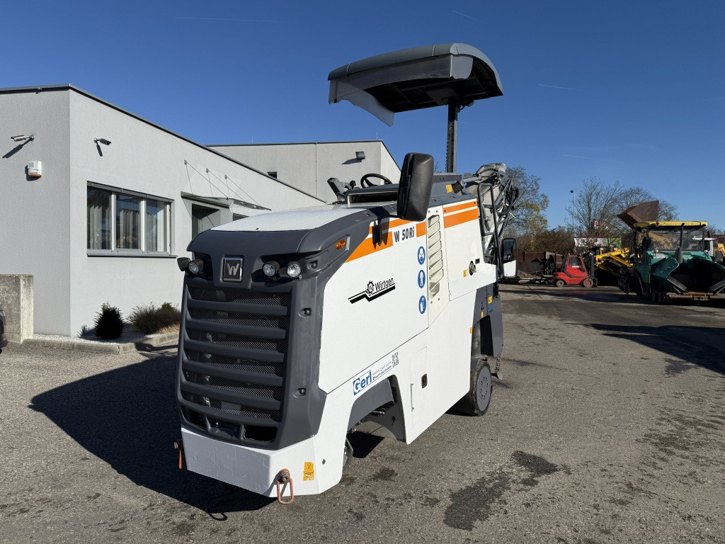 Wirtgen W 50 Ri (111751) - Fresadora en frío: foto 2 Wirtgen W 50 Ri (111751) - Fresadora en frío: foto 2