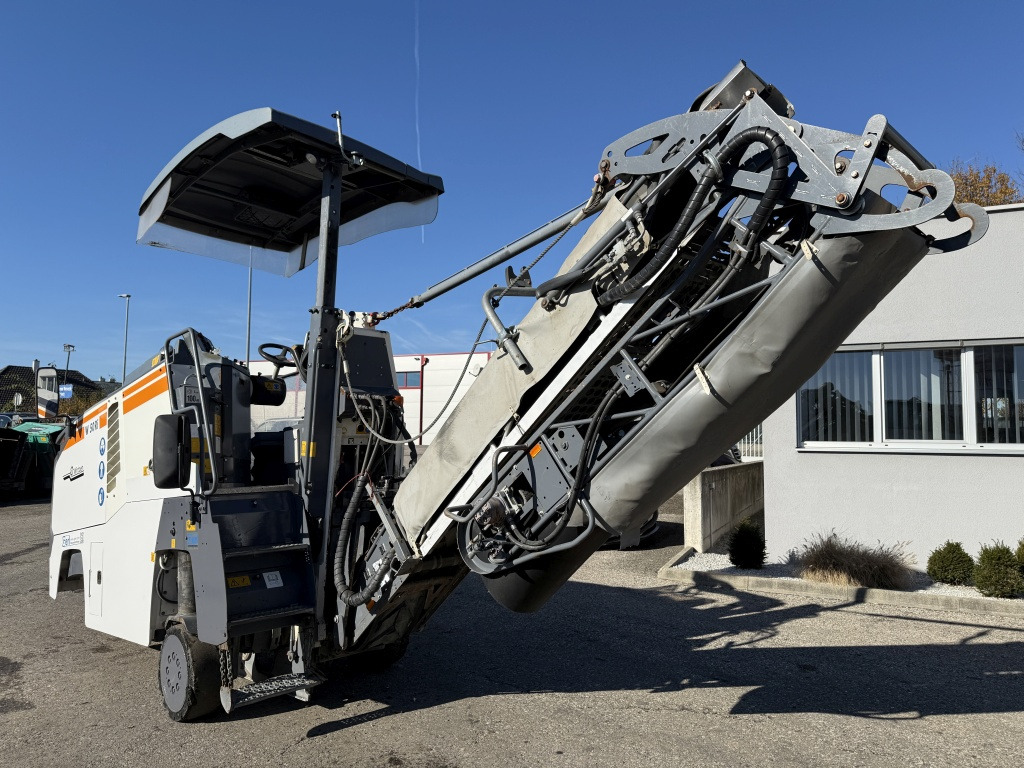 Wirtgen W 50 Ri (111751) - Fresadora en frío: foto 3 Wirtgen W 50 Ri (111751) - Fresadora en frío: foto 3