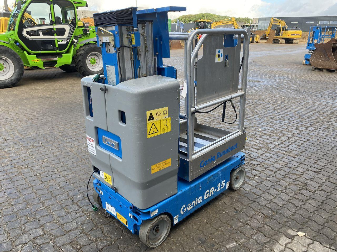 Genie GR-15 - Plataforma de mástil vertical: foto 4 Genie GR-15 - Plataforma de mástil vertical: foto 4