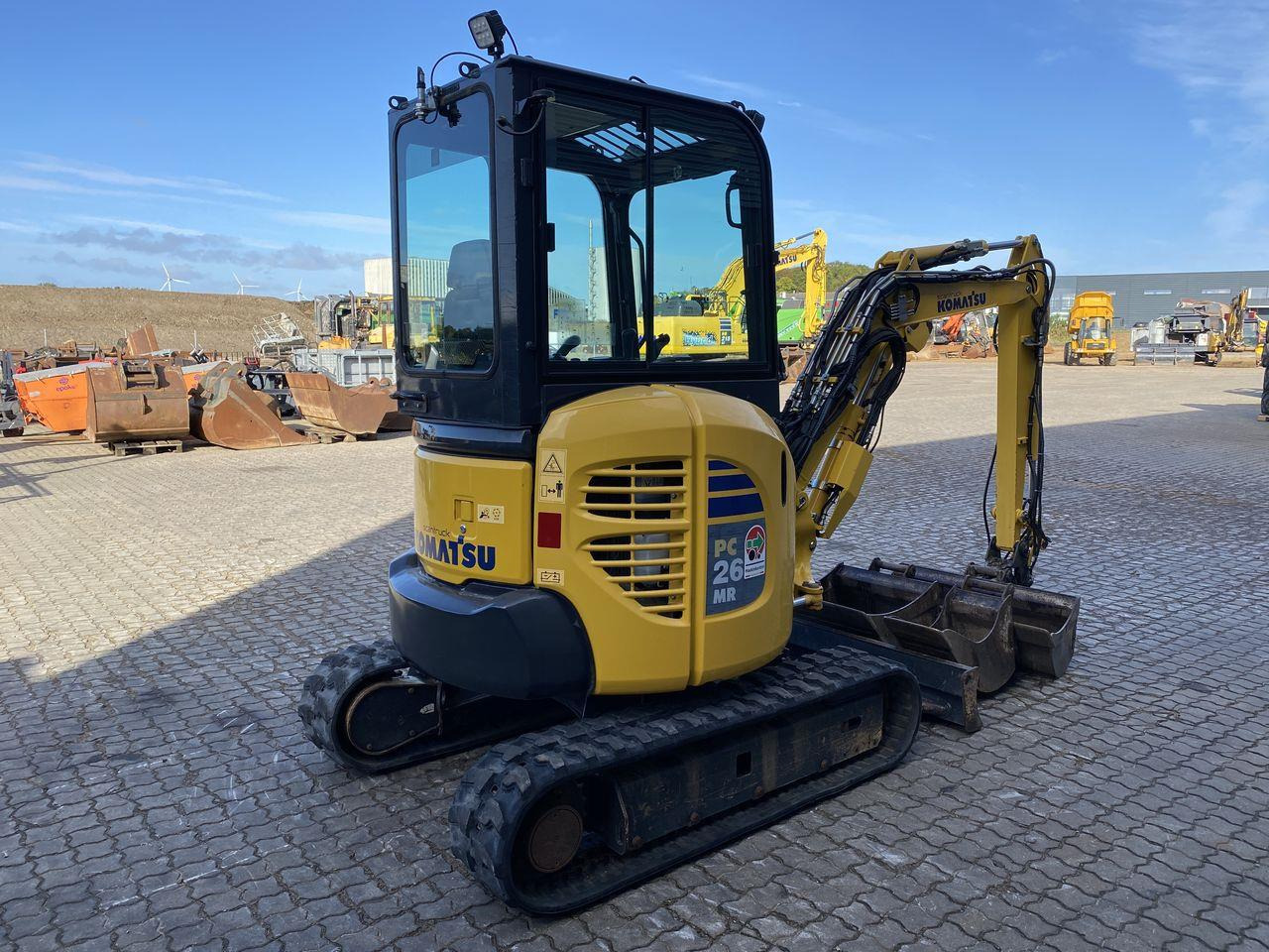 Komatsu PC26MR-3 - Miniexcavadora: foto 4 Komatsu PC26MR-3 - Miniexcavadora: foto 4
