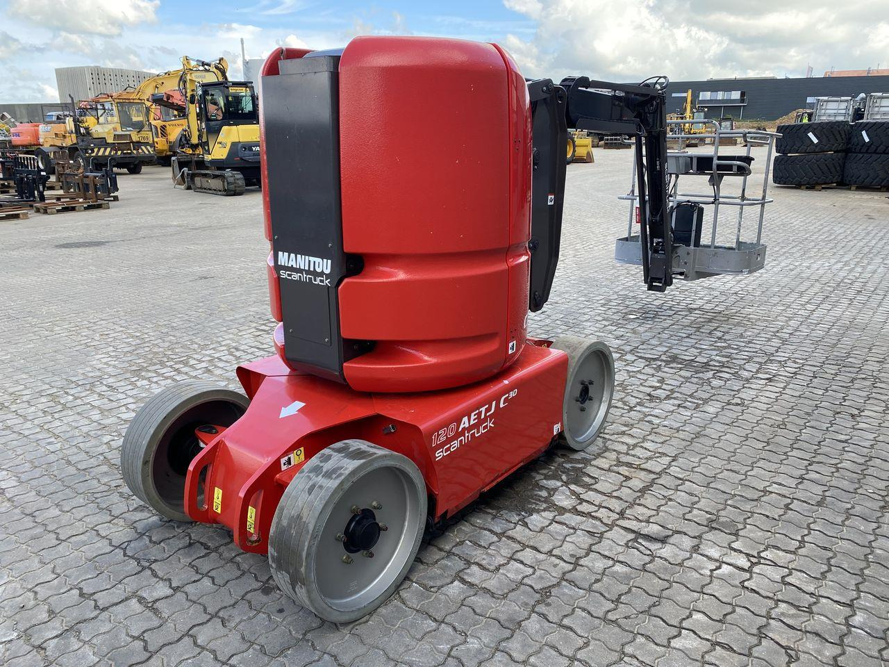 Manitou 120AETJ Compact 3D - Plataforma articulada: foto 4 Manitou 120AETJ Compact 3D - Plataforma articulada: foto 4