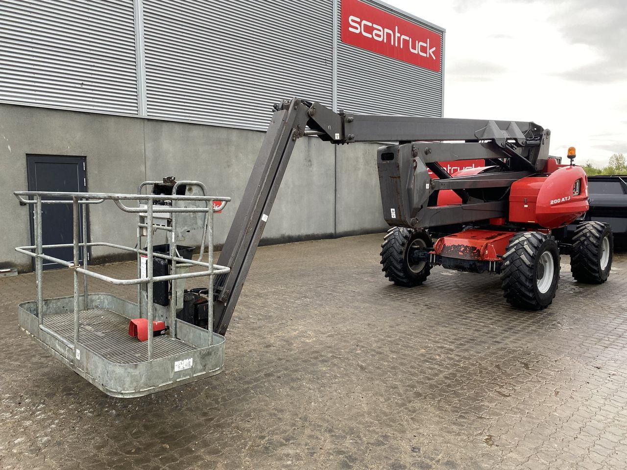 Manitou 200ATJ RC - Plataforma articulada: foto 1 Manitou 200ATJ RC - Plataforma articulada: foto 1