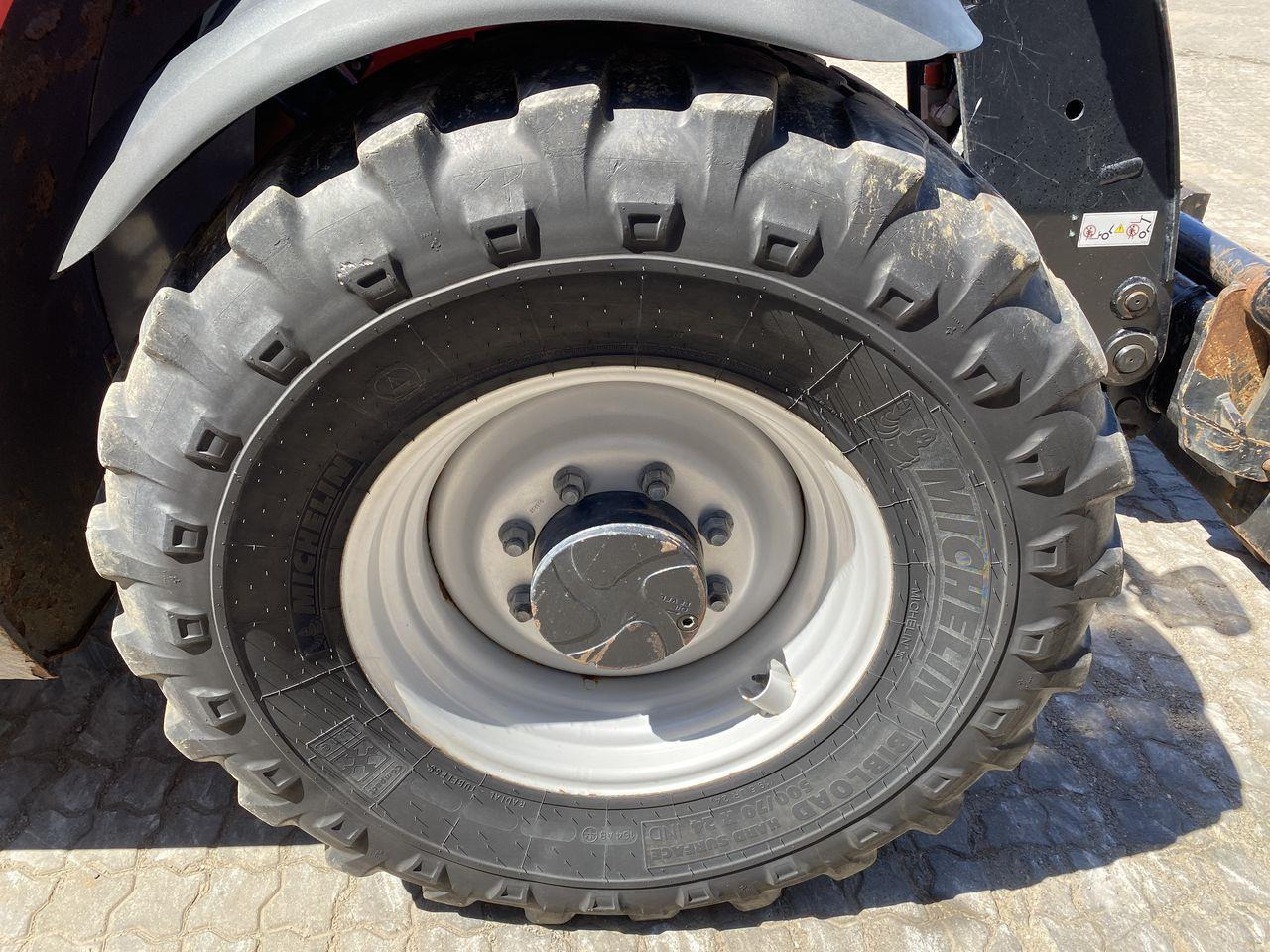 Manipulador telescópico Manitou MLT840-145PS ELITE: foto 6 Manipulador telescópico Manitou MLT840-145PS ELITE: foto 6