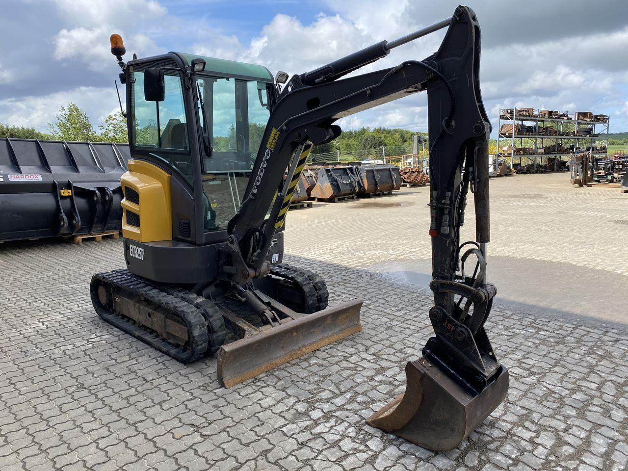 Volvo ECR25 - Miniexcavadora: foto 5 Volvo ECR25 - Miniexcavadora: foto 5