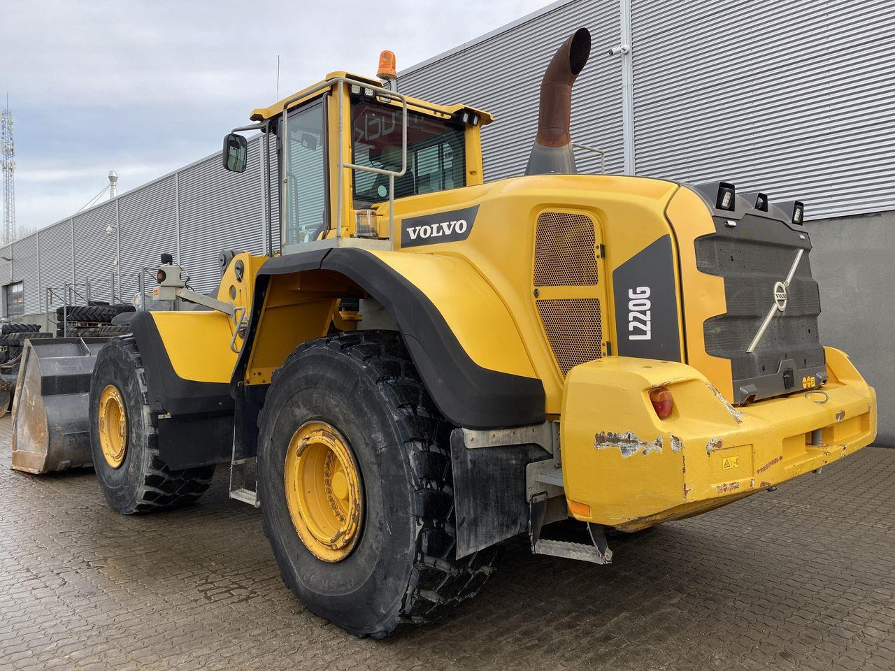 Volvo L220G - Cargadora de ruedas: foto 2 Volvo L220G - Cargadora de ruedas: foto 2