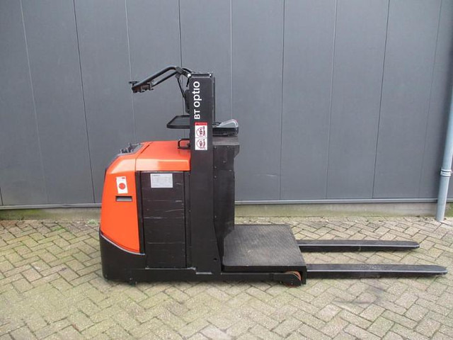 Toyota OSE 100W - Recoge pedidos: foto 1 Toyota OSE 100W - Recoge pedidos: foto 1
