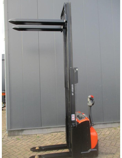 Apilador Toyota SWE 100: foto 9