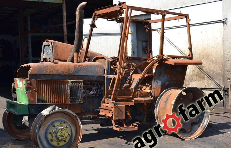 John Deere 1950 most silnik skrzynia blok wał głowica zwolnica - Caja de cambios para Maquinaria agrícola: foto 1 John Deere 1950 most silnik skrzynia blok wał głowica zwolnica - Caja de cambios para Maquinaria agrícola: foto 1