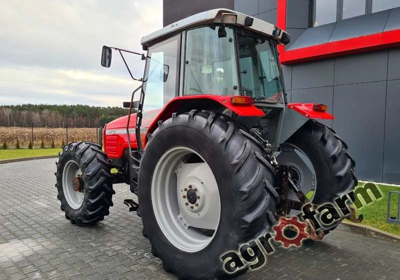 Massey Ferguson 4270 - Tractor: foto 3 Massey Ferguson 4270 - Tractor: foto 3