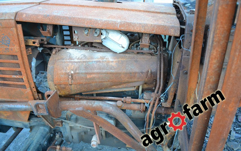 Same Centurion 75 silnik skrzynia biegów most zwolnica oś wał - Caja de cambios para Maquinaria agrícola: foto 4 Same Centurion 75 silnik skrzynia biegów most zwolnica oś wał - Caja de cambios para Maquinaria agrícola: foto 4