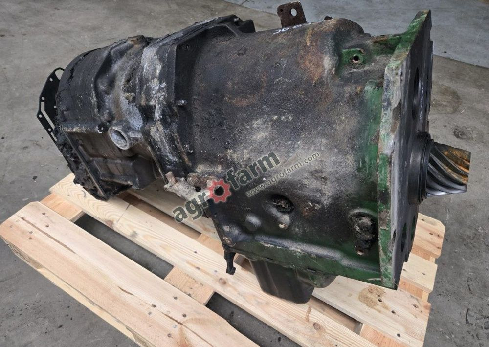 Skrzynia biegów John Deere 6930, PowrQuad - Caja de cambios: foto 1 Skrzynia biegów John Deere 6930, PowrQuad - Caja de cambios: foto 1