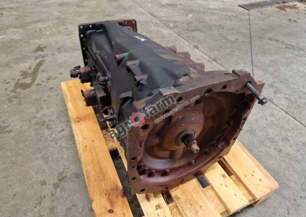 Skrzynia biegów Renault Claas Ares 630 - Caja de cambios: foto 1 Skrzynia biegów Renault Claas Ares 630 - Caja de cambios: foto 1