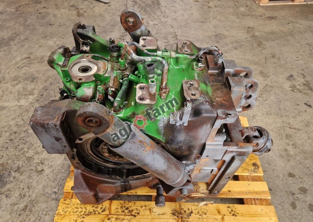 TYLNY MOST JOHN DEERE 6195R - Eje posterior: foto 4 TYLNY MOST JOHN DEERE 6195R - Eje posterior: foto 4