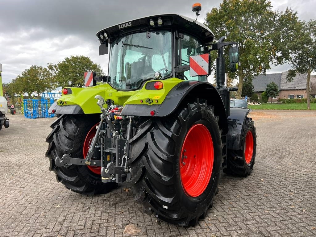 Claas Arion 530 CIS+ - Tractor: foto 5 Claas Arion 530 CIS+ - Tractor: foto 5