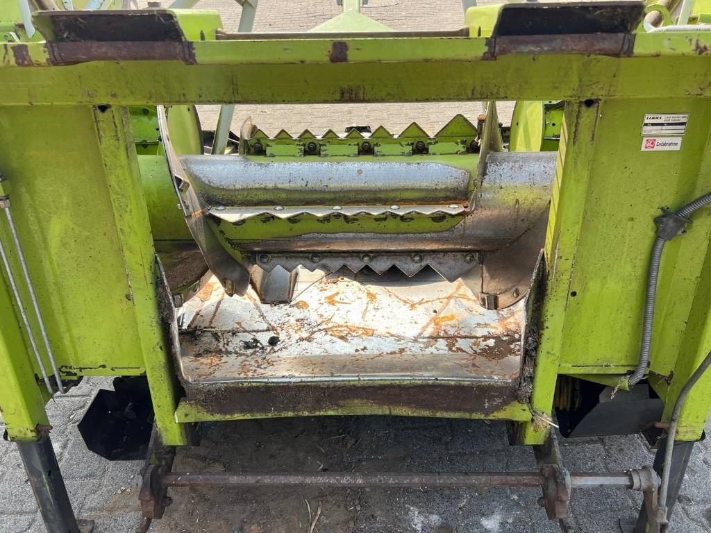 Claas RU 450 - Cosechadora de forraje: foto 4 Claas RU 450 - Cosechadora de forraje: foto 4