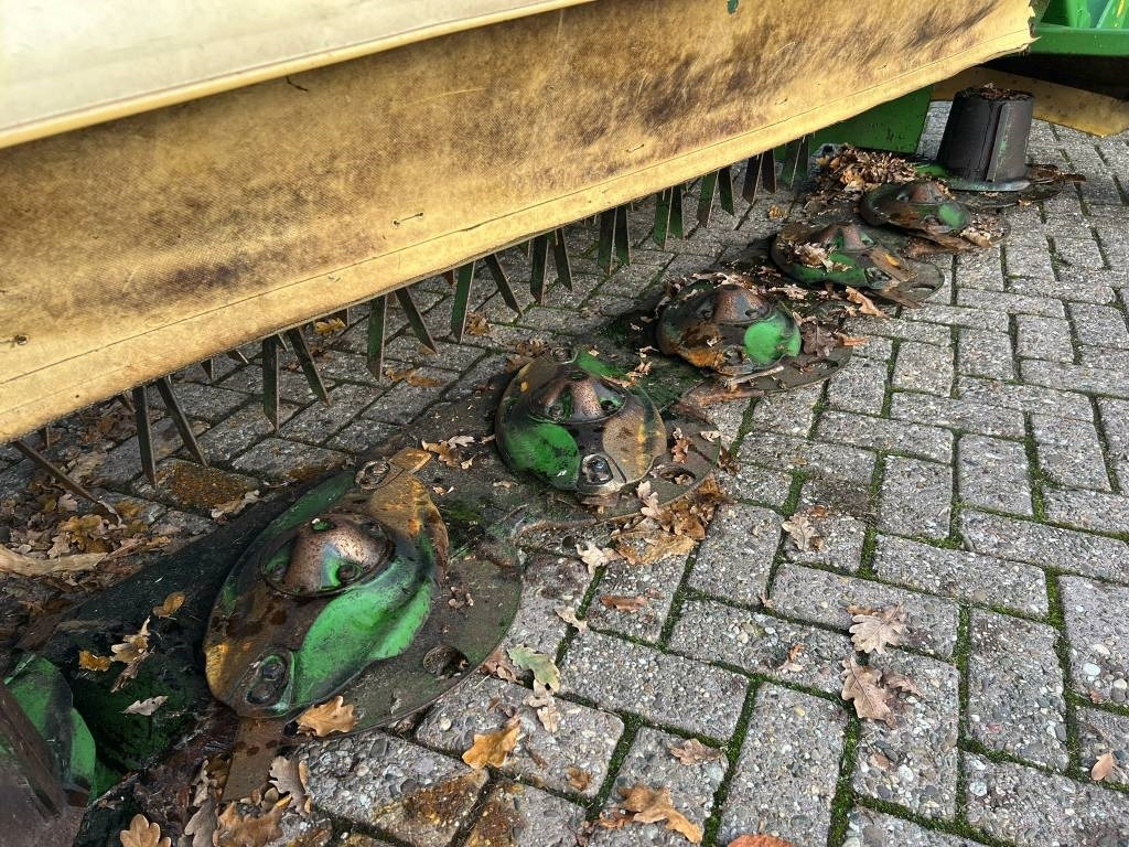 Krone Easy Cut 320 CV-Q - Segadora: foto 5 Krone Easy Cut 320 CV-Q - Segadora: foto 5