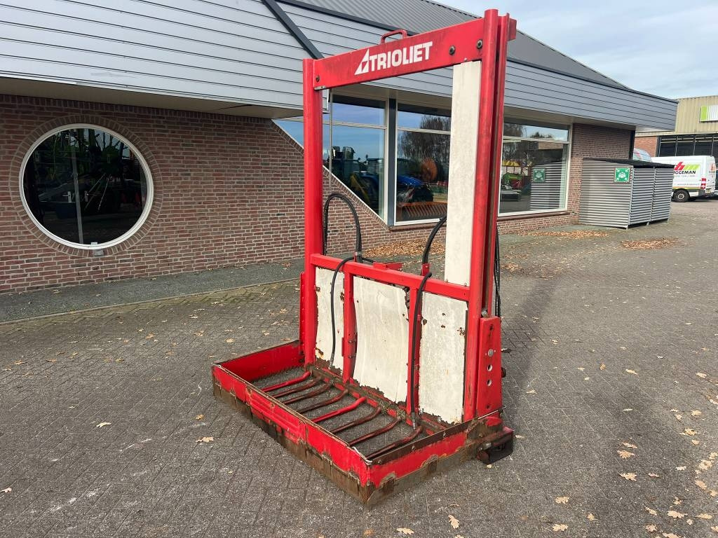 Trioliet TU 170 kuilvoersnijder - Maquinaria ganadera: foto 1 Trioliet TU 170 kuilvoersnijder - Maquinaria ganadera: foto 1