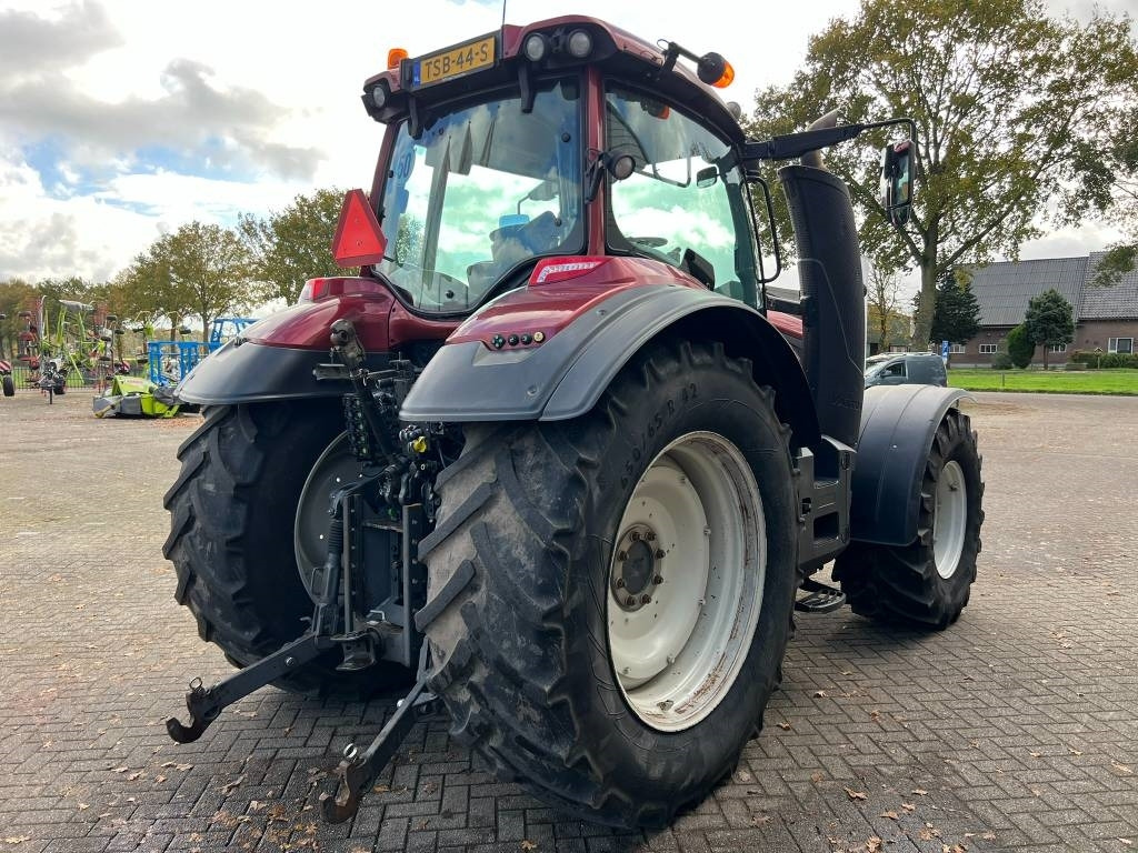 Valtra T 174 Versu - Tractor: foto 5 Valtra T 174 Versu - Tractor: foto 5