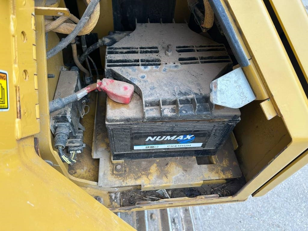 Bulldozer CAT D 6 N LGP: foto 14