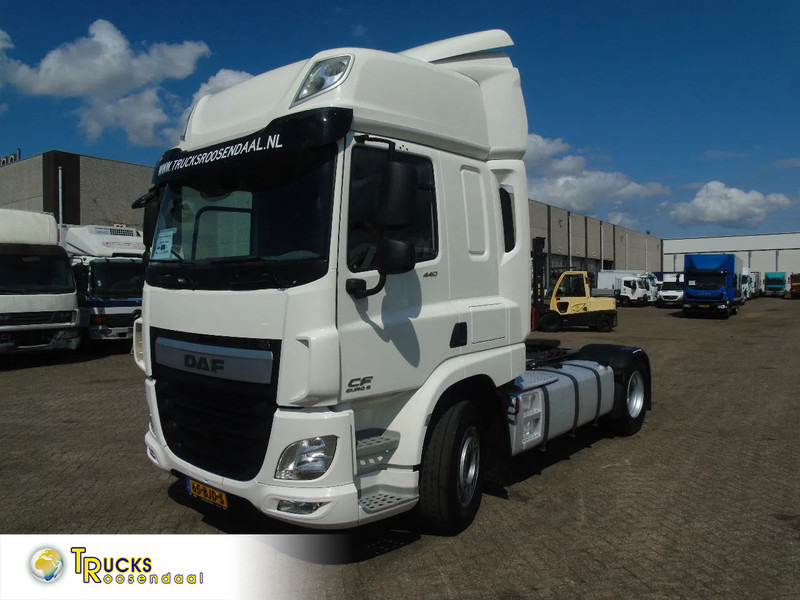 DAF CF 440 + EURO 6 - Cabeza tractora: foto 1 DAF CF 440 + EURO 6 - Cabeza tractora: foto 1