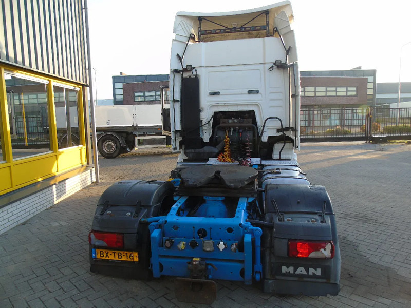 MAN TGA 18.400 + mega + manual + SPOILER - Cabeza tractora: foto 5 MAN TGA 18.400 + mega + manual + SPOILER - Cabeza tractora: foto 5