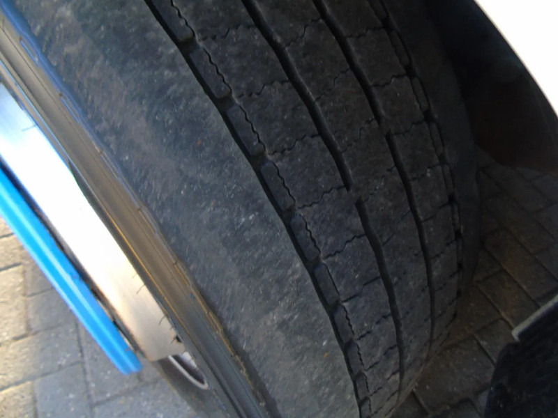 Cabeza tractora MAN TGA 18.400 + mega + manual + SPOILER: foto 19 Cabeza tractora MAN TGA 18.400 + mega + manual + SPOILER: foto 19