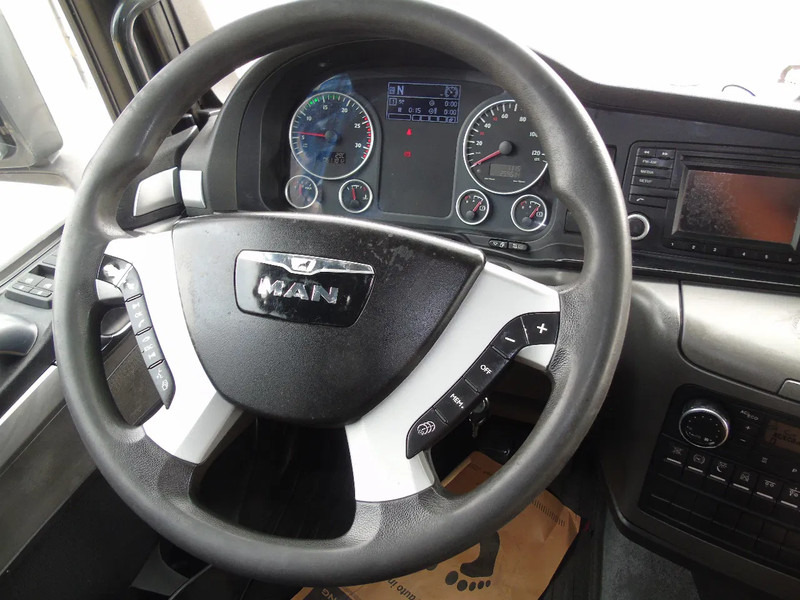 Cabeza tractora MAN TGX 18.440 + EURO 6 + 6X2: foto 9