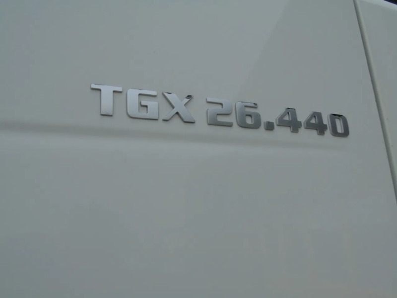 Cabeza tractora MAN TGX 18.440 + EURO 6 + 6X2: foto 8