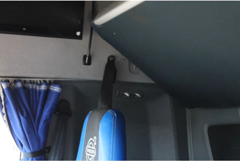 Cabeza tractora Volvo FH 460 XL cabine + euro 5 + spoiler: foto 11