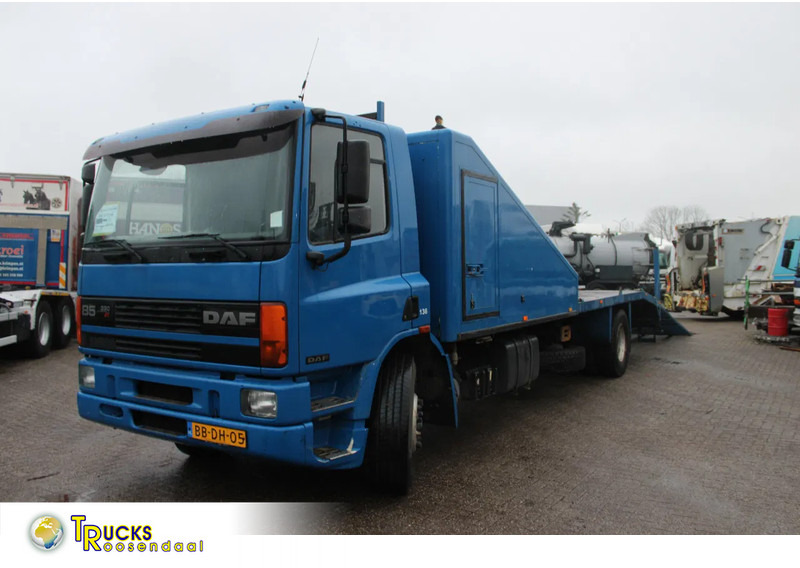 DAF CF 65.180 + euro 2 - Camión portavehículos: foto 1 DAF CF 65.180 + euro 2 - Camión portavehículos: foto 1