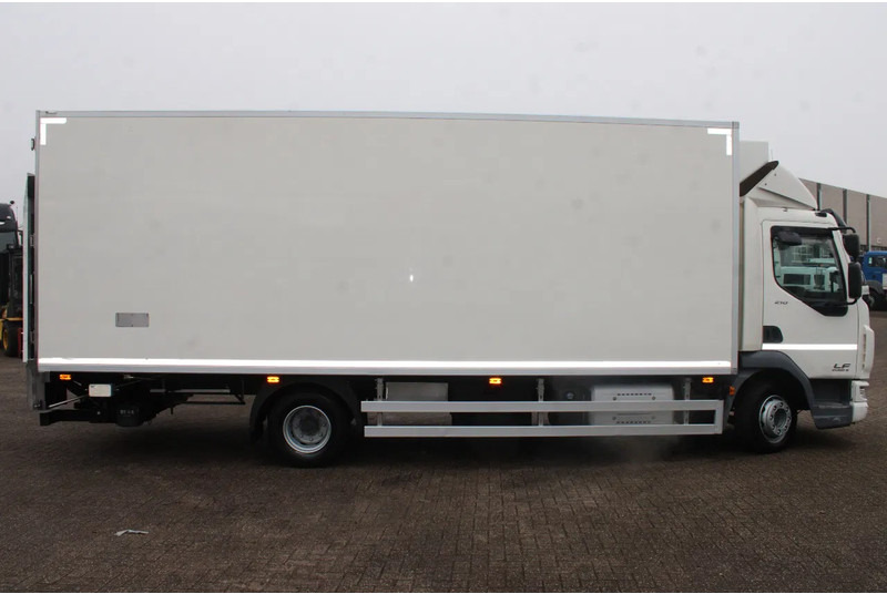DAF LF 210 + EURO 6 + LIFT - Camión frigorífico: foto 2 DAF LF 210 + EURO 6 + LIFT - Camión frigorífico: foto 2