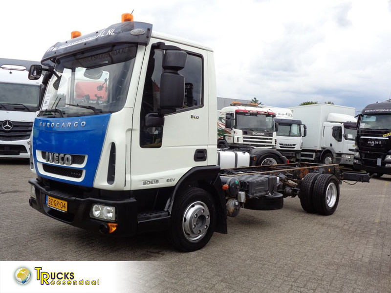 Iveco EuroCargo 80E18 + PTO + Euro 5 + blad-blad - Camión chasis: foto 1 Iveco EuroCargo 80E18 + PTO + Euro 5 + blad-blad - Camión chasis: foto 1
