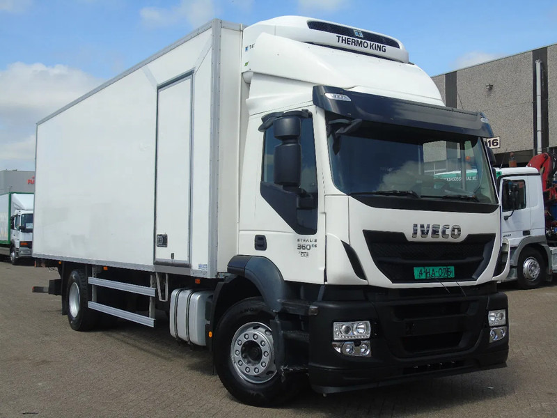 Iveco Stralis 360 + THERMO KING T600R + EURO 6 + 3T LIFT - Camión frigorífico: foto 2 Iveco Stralis 360 + THERMO KING T600R + EURO 6 + 3T LIFT - Camión frigorífico: foto 2