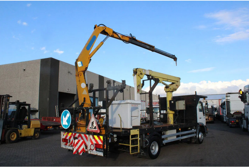 MAN 14.224 + EURO 2 + PTO + CRANE EFFER 95 - Camión grúa: foto 2 MAN 14.224 + EURO 2 + PTO + CRANE EFFER 95 - Camión grúa: foto 2