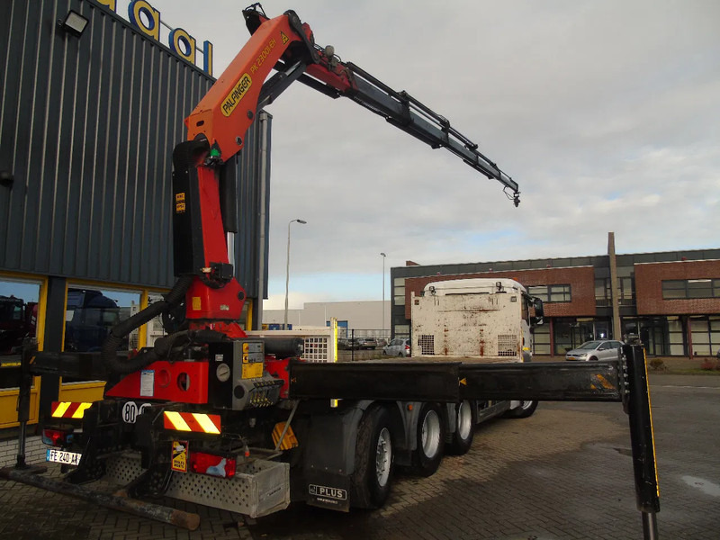 MAN TGS 35.460 + 8X4 TRIDEM + PALFINGER 23001EH + EURO 6 + REMOTE - Camión grúa: foto 3 MAN TGS 35.460 + 8X4 TRIDEM + PALFINGER 23001EH + EURO 6 + REMOTE - Camión grúa: foto 3