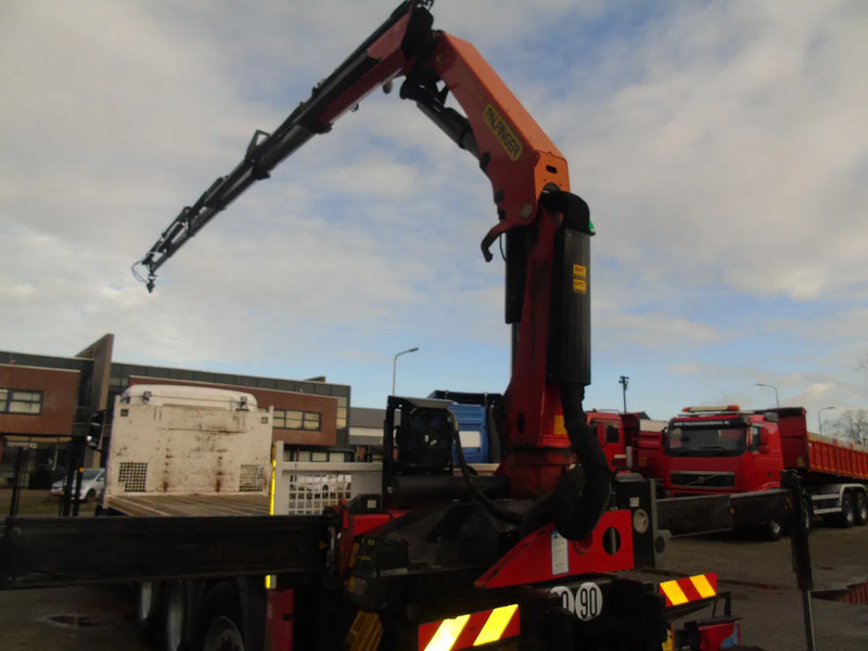 MAN TGS 35.460 + 8X4 TRIDEM + PALFINGER 23001EH + EURO 6 + REMOTE - Camión grúa: foto 4 MAN TGS 35.460 + 8X4 TRIDEM + PALFINGER 23001EH + EURO 6 + REMOTE - Camión grúa: foto 4