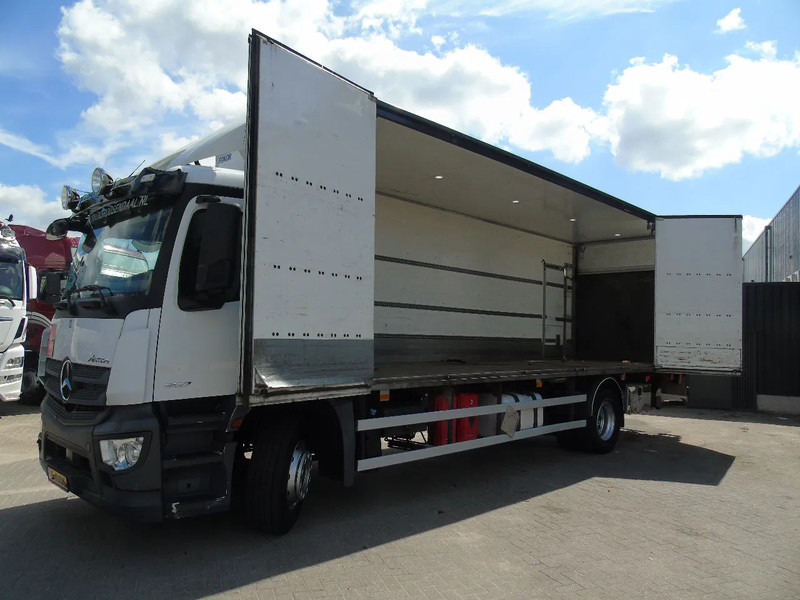 Mercedes-Benz Antos 1827 + euro 6 + lift - Camión caja cerrada: foto 2 Mercedes-Benz Antos 1827 + euro 6 + lift - Camión caja cerrada: foto 2
