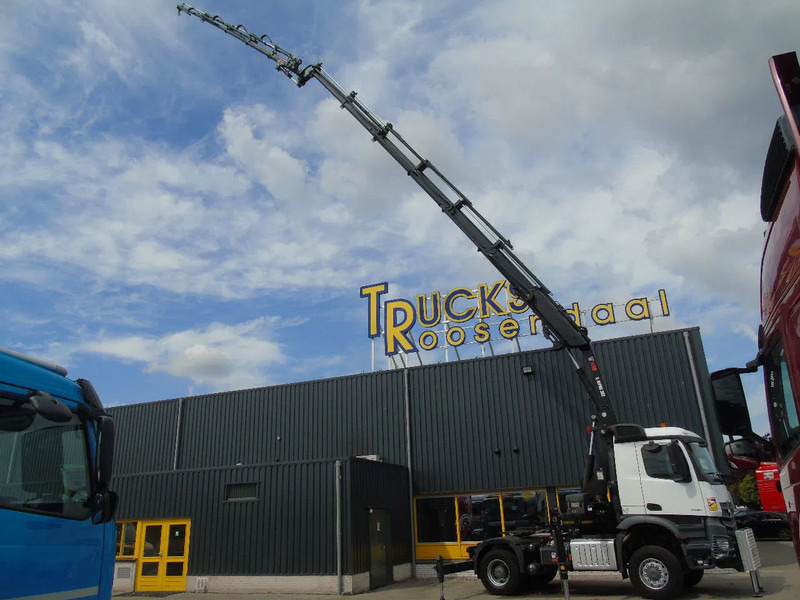 Mercedes-Benz Arocs 2051 + 4X4 + HIAB 302 E6 / JIB 70 X 4 + 10 EXTENTSIONS (512hours) - Camión grúa: foto 3 Mercedes-Benz Arocs 2051 + 4X4 + HIAB 302 E6 / JIB 70 X 4 + 10 EXTENTSIONS (512hours) - Camión grúa: foto 3