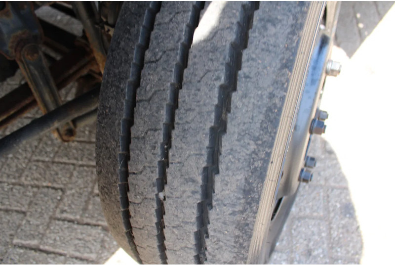 Camión chasis Mercedes-Benz Atego 918 + MANUAL + EURO 2: foto 16