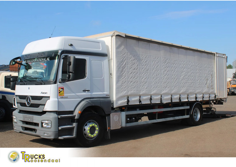 Mercedes-Benz Axor 1833 + euro 5 + lift + intarder - Camión lona: foto 1 Mercedes-Benz Axor 1833 + euro 5 + lift + intarder - Camión lona: foto 1