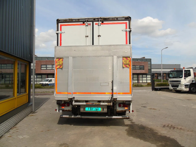 Renault Midlum 220 + euro 5 + MANUAL + lift + 12T - Camión caja cerrada: foto 4 Renault Midlum 220 + euro 5 + MANUAL + lift + 12T - Camión caja cerrada: foto 4