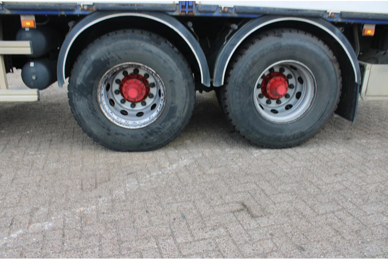 Scania G440 hiab 166-4 hipro + 6x4 + manual + remote - Camión grúa: foto 5 Scania G440 hiab 166-4 hipro + 6x4 + manual + remote - Camión grúa: foto 5