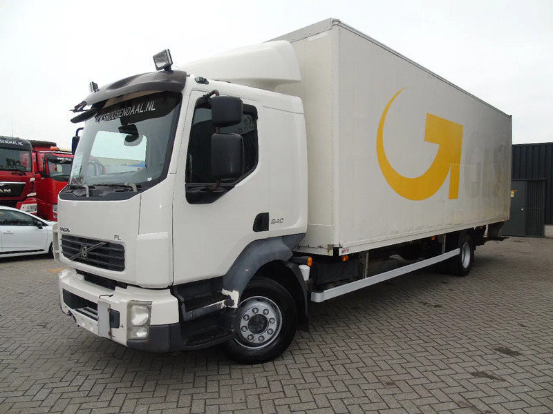Volvo FL 240 + 12t + euro 5 + lift - Camión caja cerrada: foto 2 Volvo FL 240 + 12t + euro 5 + lift - Camión caja cerrada: foto 2