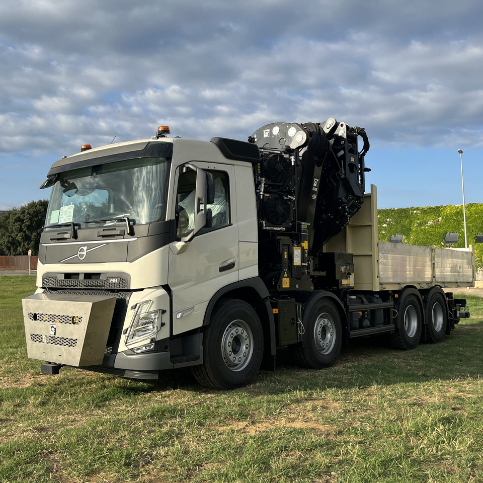 Volvo FM84RF3A - Camión caja abierta, Camión grúa: foto 1 Volvo FM84RF3A - Camión caja abierta, Camión grúa: foto 1