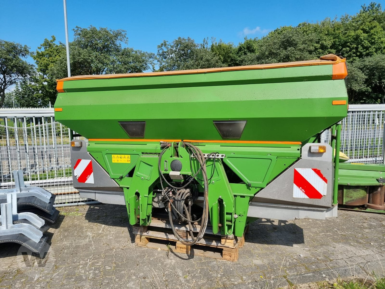 Amazone ZA-M 3000 - Esparcidor de fertilizantes: foto 1 Amazone ZA-M 3000 - Esparcidor de fertilizantes: foto 1