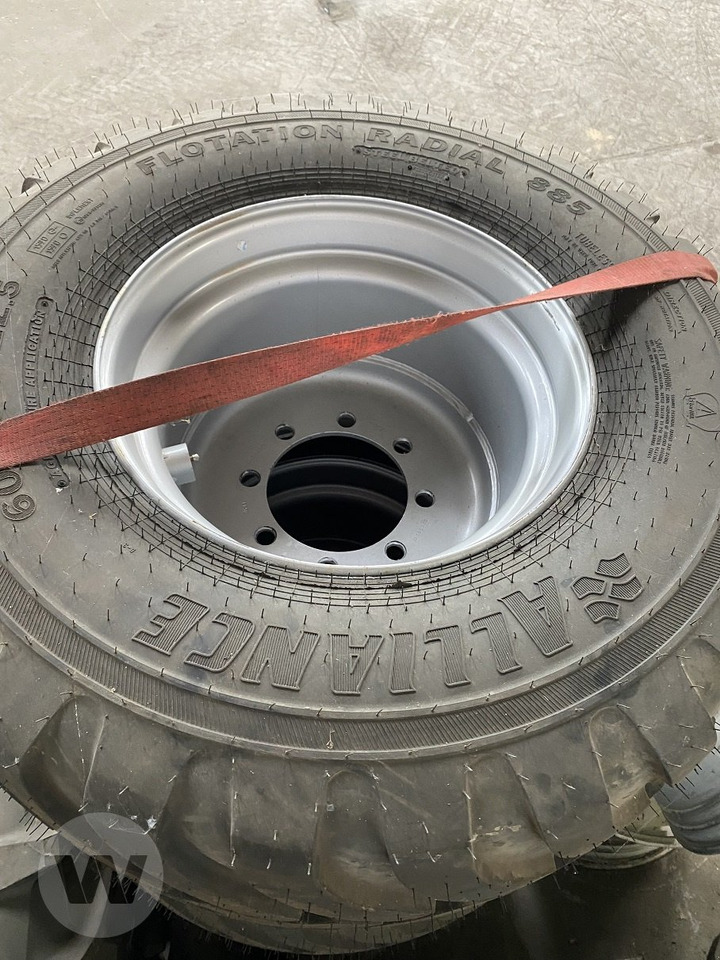 Krone 600/50 R 22,5 - Rueda completa: foto 2 Krone 600/50 R 22,5 - Rueda completa: foto 2