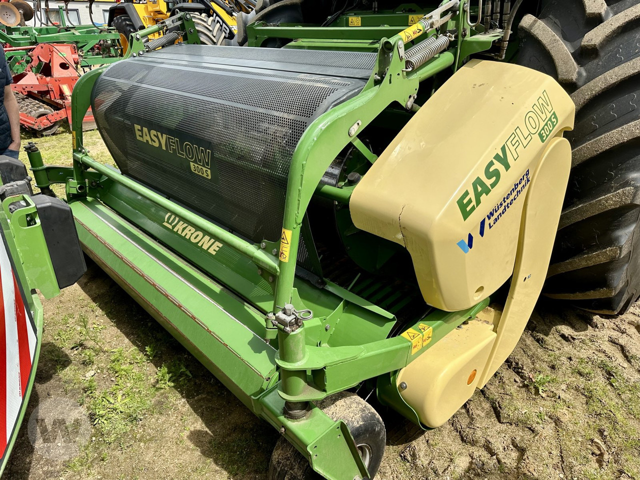 Krone Easy Flow 300 S - Accesorios para cosechadoras de forraje: foto 1 Krone Easy Flow 300 S - Accesorios para cosechadoras de forraje: foto 1