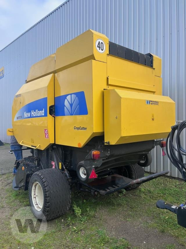 New Holland BR 7070 - Rotoempacadora: foto 5 New Holland BR 7070 - Rotoempacadora: foto 5