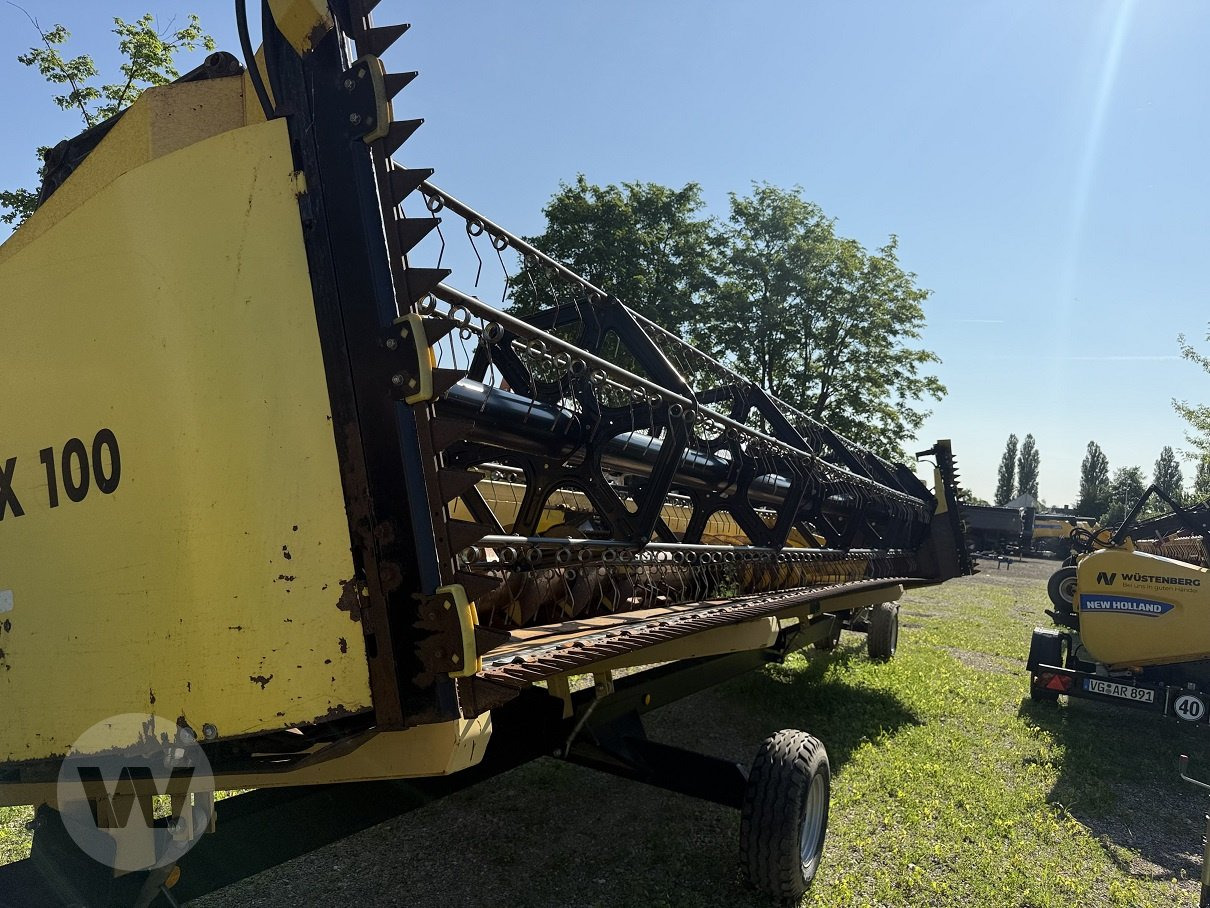 New Holland CX 8090 - Cosechadora de granos: foto 4 New Holland CX 8090 - Cosechadora de granos: foto 4